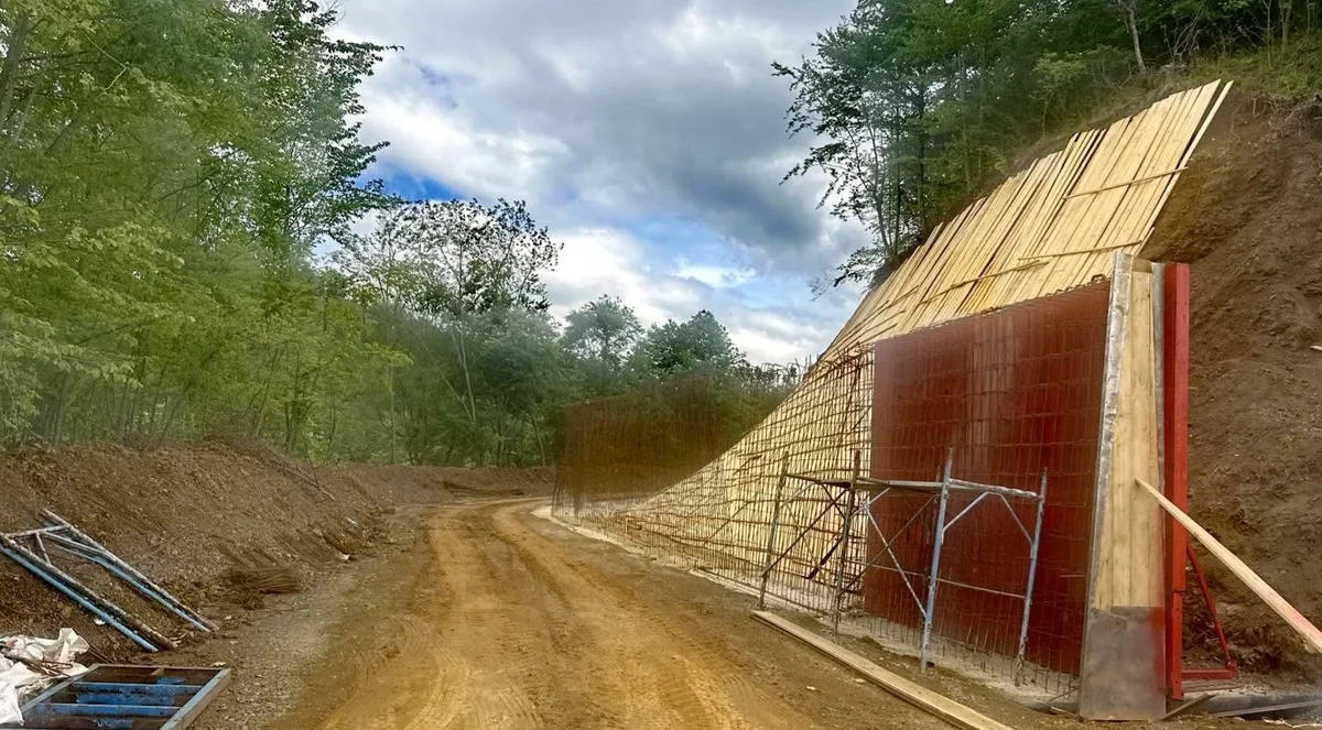 Modernizare Drumul Regelui: 42 milioane euro pentru 17 km între Arad și Hunedoara