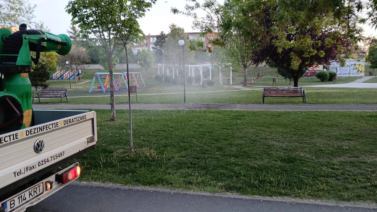 Dezinsecție în Arad pe 2 iunie: țânțari, larve și căpușe, tratate de la 21:30